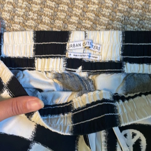 uo checkerboard pants - Picture 2 of 5